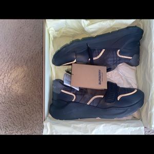 Burberry Dark-Charcoal Low Top Sneaker size 12 US